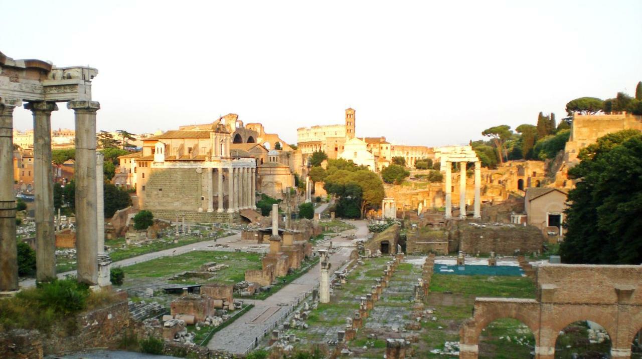 Roma Center Fori Imperiali Raffy'S Charming Suite 外观 照片